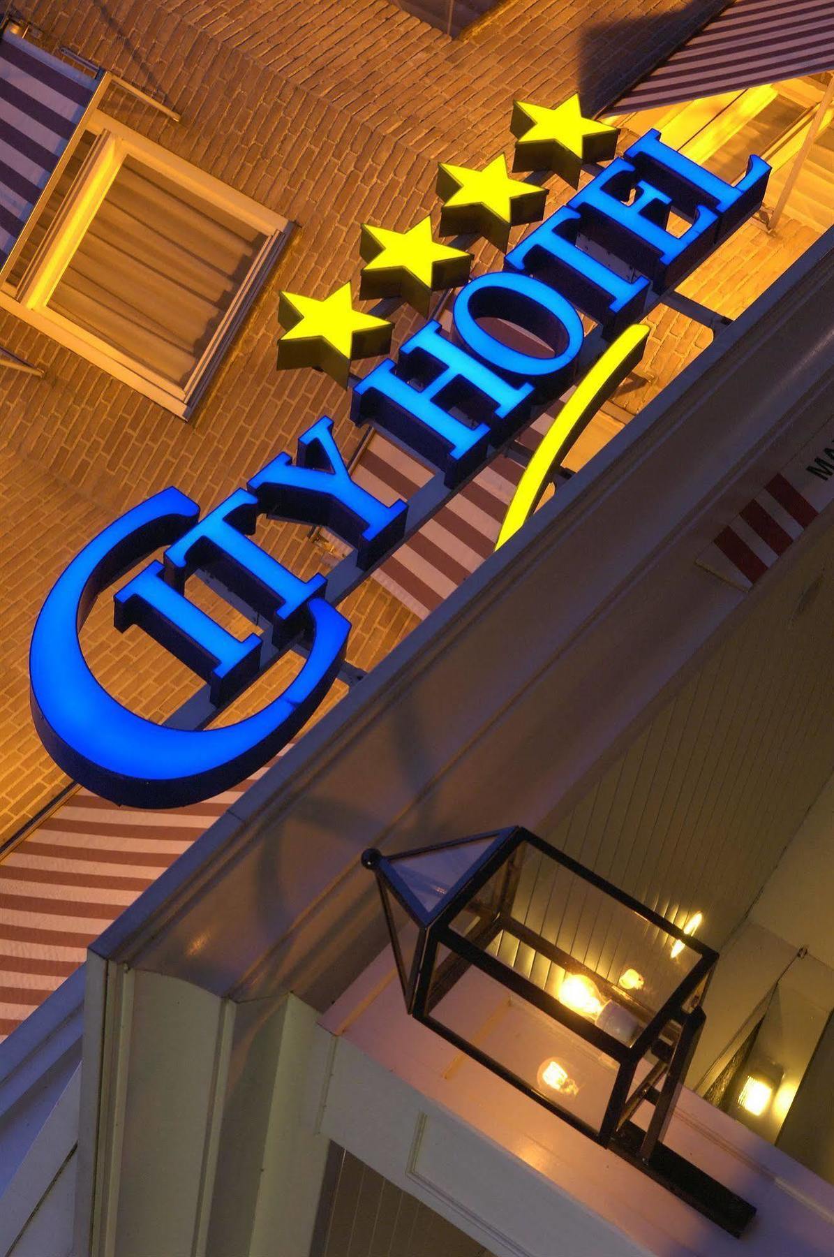 City Hotel Oss Exterior foto